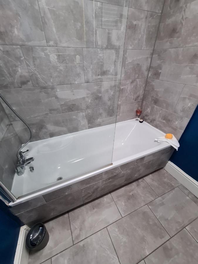 Coopers, Ground Floor Apartment With 2 Bedrooms And 2 Bathrooms Within A Georgian Listed Building Burton-upon-Trent Ngoại thất bức ảnh